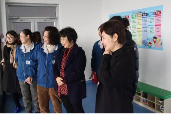 丹東市總工會送溫暖給克隆集團的奮斗者們 丹東市總工會送溫暖給克隆集團的奮斗者們