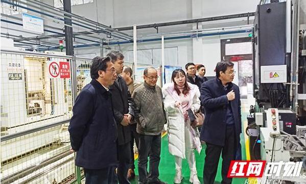 校企合作 湖南高鐵職院與湖南機油泵強強聯合 校企合作 湖南高鐵職院與湖南機油泵強強聯合