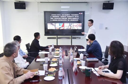 上海市政協副主席壽子琪一行領導蒞臨杜科泵業調研指導 上海市政協副主席壽子琪一行領導蒞臨杜科泵業調研指導