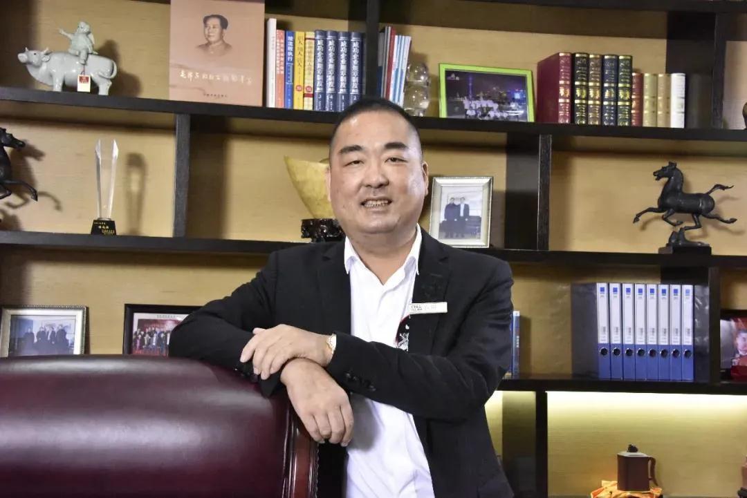 良工閥門集團潘成漲:白手起家做到半年產值近3億的創業青年 良工閥門集團潘成漲:白手起家做到半年產值近3億的創業青年