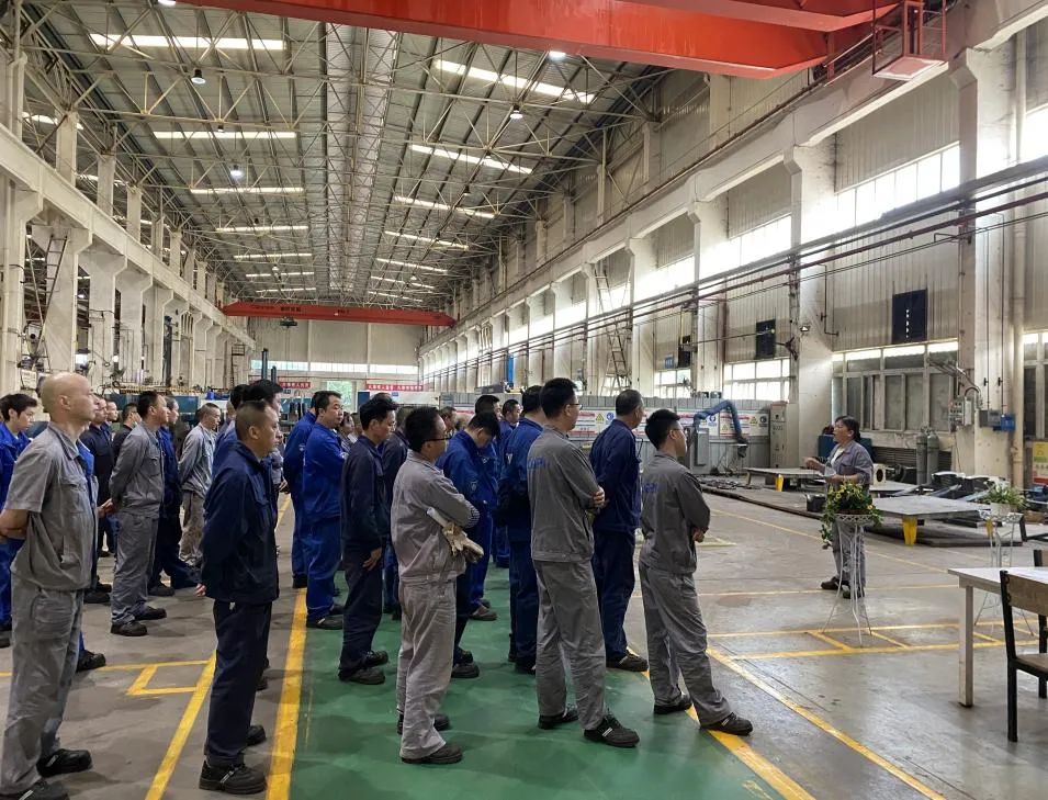 重慶水泵容器車間召開第一期全員5S&安全區域責任制工作總結表彰會 重慶水泵容器車間召開第一期全員5S&安全區域責任制工作總結表彰會