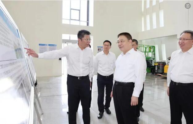 ▲湖北省委書記李家墩泵站視察 ▲湖北省委書記李家墩泵站視察