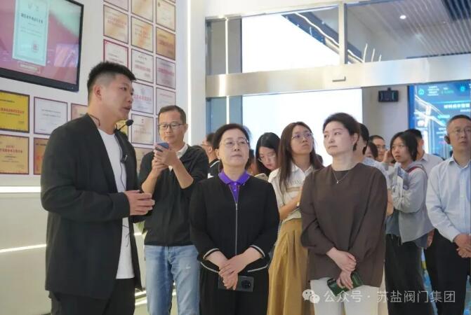 央地媒體組團進蘇鹽 感受發展“智”實力 央地媒體組團進蘇鹽 感受發展“智”實力