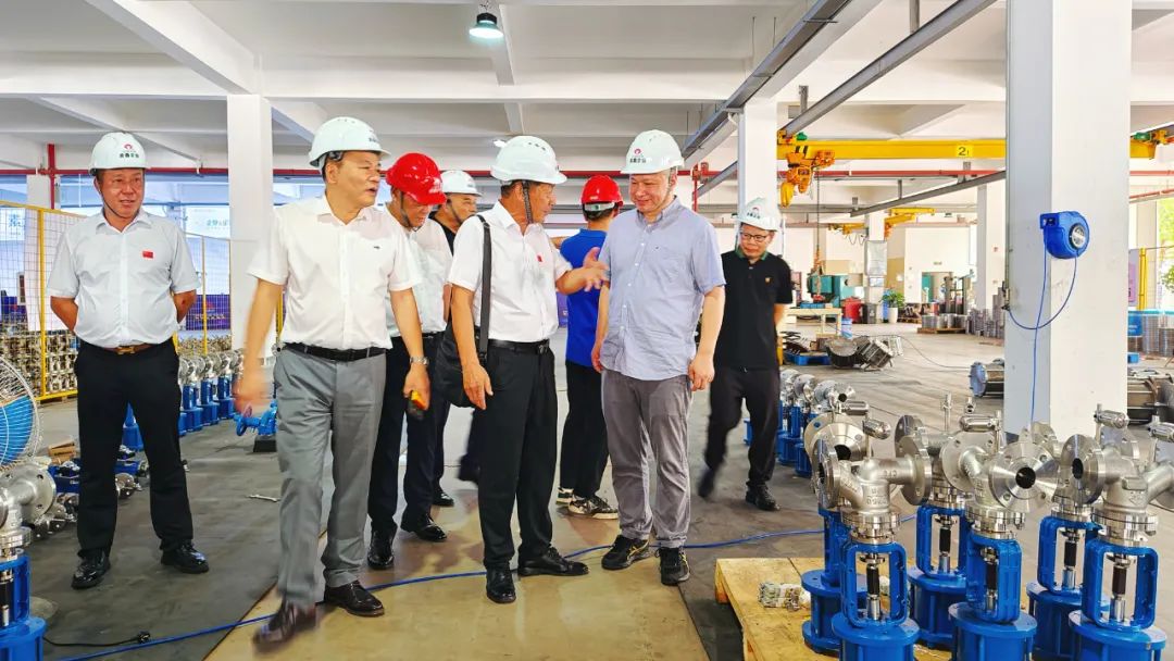 龍灣區海外僑領走訪溫州金鑫生化閥門 龍灣區海外僑領走訪溫州金鑫生化閥門