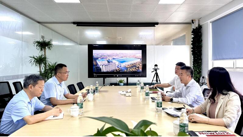 柘林鎮黨委書記吳強一行考察調研紐托克流體控制有限公司 柘林鎮黨委書記吳強一行考察調研紐托克流體控制有限公司